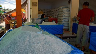 Distan Buka Suara Soal Harga Beras di Bolmut Yang Ikut Meroket