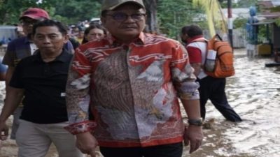 Puluhan Rumah di Rendam Banjir, Maurits Mantiri Turun Langsung ke Lokasi