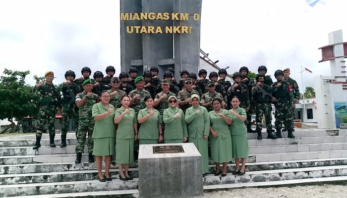 Pangdam XIII/Merdeka Cek Langsung Pos Pamputer dan Koramil 1312-07 Miangas Perbatasan RI-Fhilipina