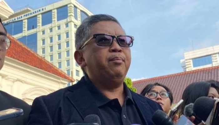 Ada Wacana Anies Ditinggal Partai Pendukung, Hasto Sebut Tak Perlu Takut