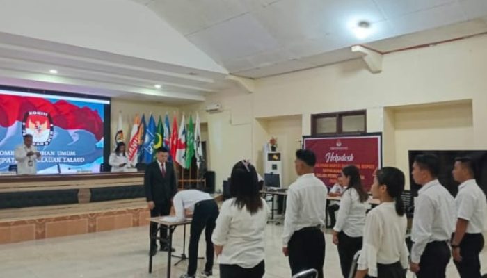 Tujuh PPS Pengganti Antar Waktu Diingatkan Agar Bekerja Dengan Penuh Tanggung Jawab