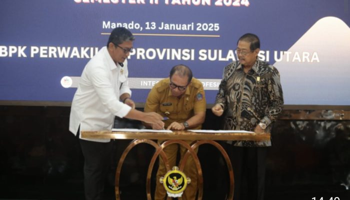 Darwin Muksin Terima Laporan Hasil Pemeriksaan Kinerja APBD  dan JKN Semester II Tahun 2024