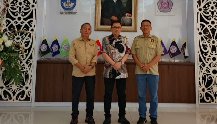 Tingkatkan Profesional Wartawan, Unsrat Manado Lakukan Kerjasama Dengan PWI