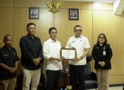 Sinergi Pemerintah dan KPU Antar Bitung Raih Piagam Penghargaan Pilkada 2024