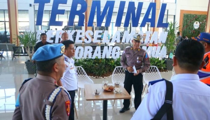 Hari Pertama Operasi Keselamatan Samrat 2026: Satgas Sasar Terminal Malalayang, Edukasi Sopir Bus dan Mikrolet