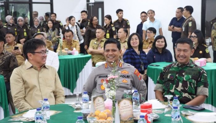 Syukuran Kantor Baru Kejari Manado yang Dirangkaikan Santunan dan Buka Puasa Bersama