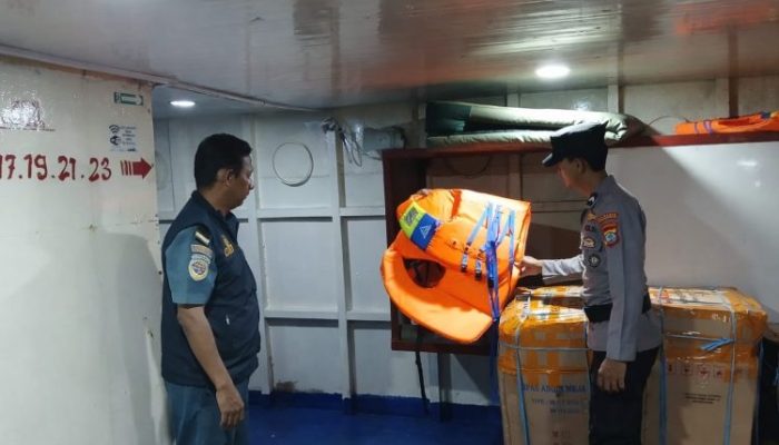 Sinergitas Polsek Pelabuhan Manado dan KSOP Kelas III Manado, 912 Penumpang Berlayar Aman dari Pelabuhan Manado