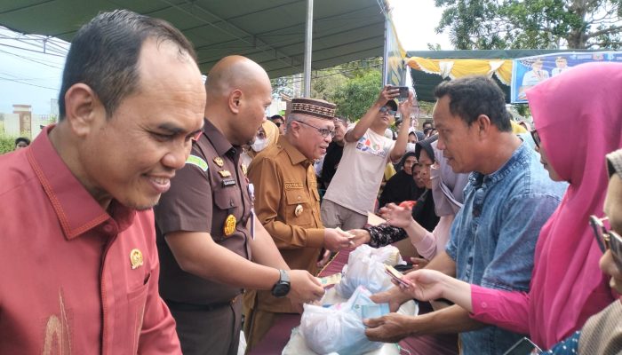 Pasar Murah Bersubsidi di Gelar Pemkab – Kejari Gorontalo Jelang Lebaran Idul Fitri