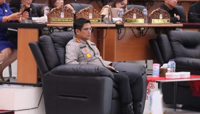 Kapolresta Manado Hadiri Rapat Paripurna DPRD, Perkuat Sinergi Kamtibmas dan Pemerintahan Daerah