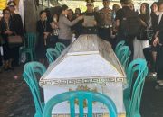 Kapolsek Malalayang Pimpin Upacara Pemakaman Almarhum Bripda Nicolaas Gorung