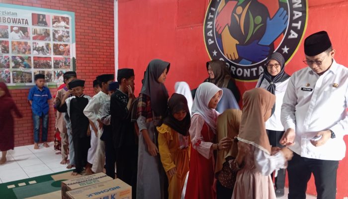 Ramadan Penuh Berkah, Disperindag Kabgor Salurkan Bantuan untuk Anak Panti Asuhan Tombowata