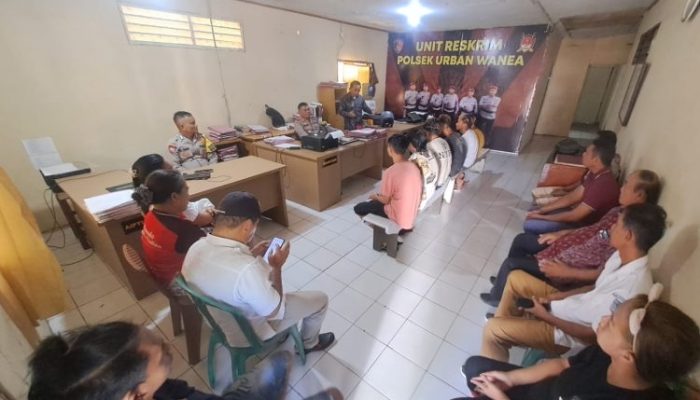 Polsek Wanea Berikan Pembinaan dan Problem Solving Terkait Keributan di Pasar Karombasan