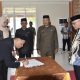 Dorong Restorasi Pendidikan di Kabupaten Gorontalo, Sofyan Puhi Lantik dan Kukuhkan 192 Kepsek Beserta Korwil