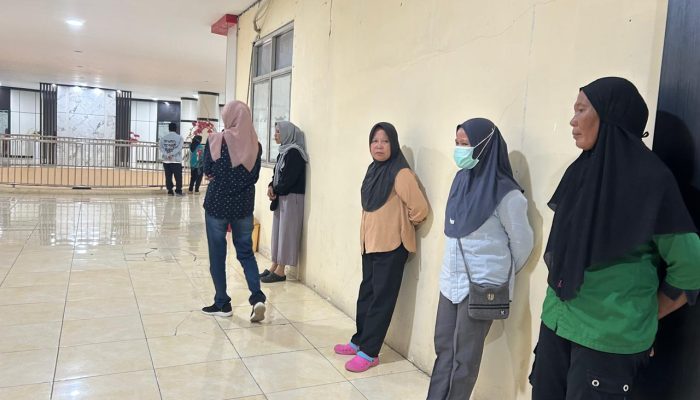 Jelang Perayaan Idul Fitri, Puluhan Petugas THL RSUD Bolmut Curhat, Tiga Bulan Gaji Belum di Bayar
