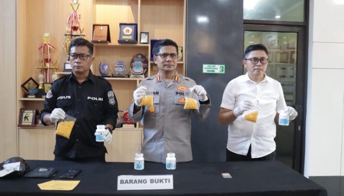 Pengungkapan 4.011 Butir Obat Keras Trihexyphenidyl, Kapolresta Manado: Komitmen Berantas Peredaran Obat Terlarang