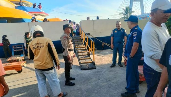 KSOP Bersama Polsek Pelabuhan Perketat Pemeriksaan dan Pengamanan Aktivitas Penumpang di Pelabuhan Manado