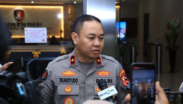 Perkuat Keamanan, Polri Kerahkan Personel ke Papua Tengah dan Maluku Utara