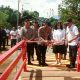 Dansat Brimob Polda Sulut Resmikan Jembatan Desa Ranotongkor Timur
