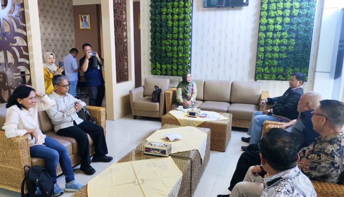 Wamen Transmigrasi Tuntaskan Misi Negara di Gorontalo Tinggalkan Jejak Dampak Nyata bagi Warga