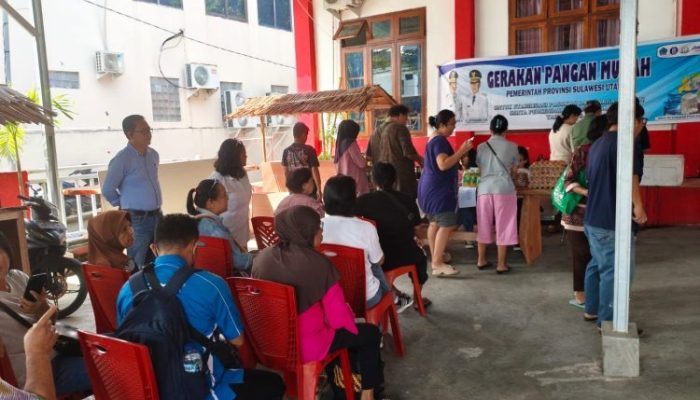 Dukung Gerakan Pangan Murah, Kapolsek Wenang Pastikan Kegiatan Berjalan Aman dan Kondusif