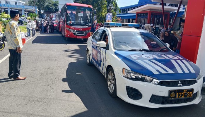 Polres Bitung Kawal Pelepasan Jamaah Haji, Aman, Lancar, dan Penuh Makna