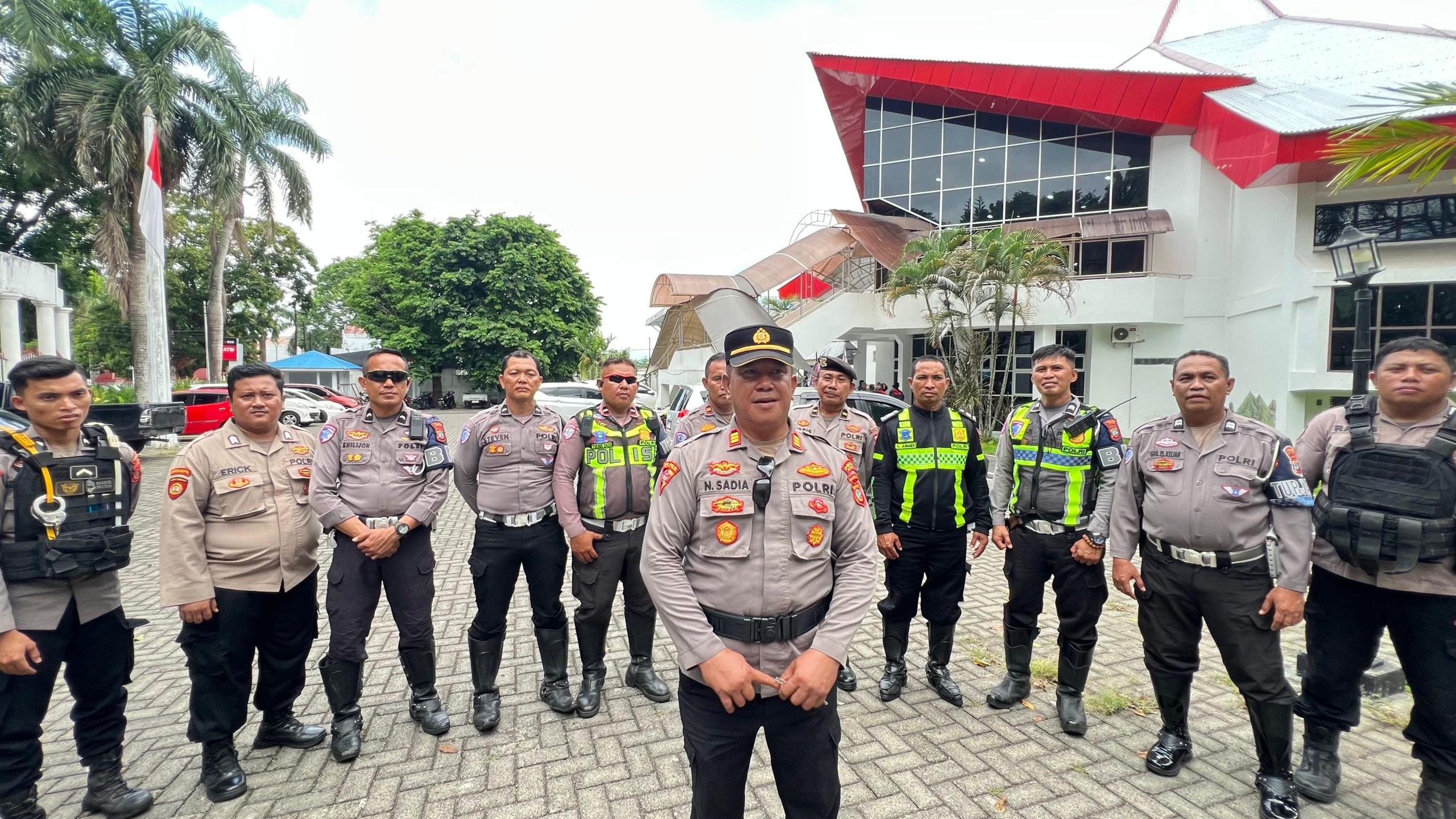 Polres Bitung Kawal Humanis Aksi Buruh, Aspirasi Tersalurkan Kondusif