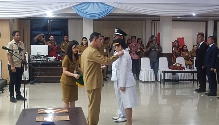 Hengky Honandar dan Randito Maringka Perkuat Birokrasi, 43 Pejabat Dilantik