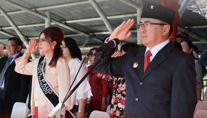 Andrei Angouw Pimpin Upacara Peringatan Hardiknas 2026