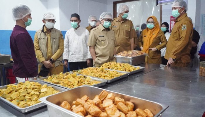 Wawali Kota Gorontalo Sidak Lokasi Dapur Umum di Kelurahan Limba U 1, Libuo dan Biawu