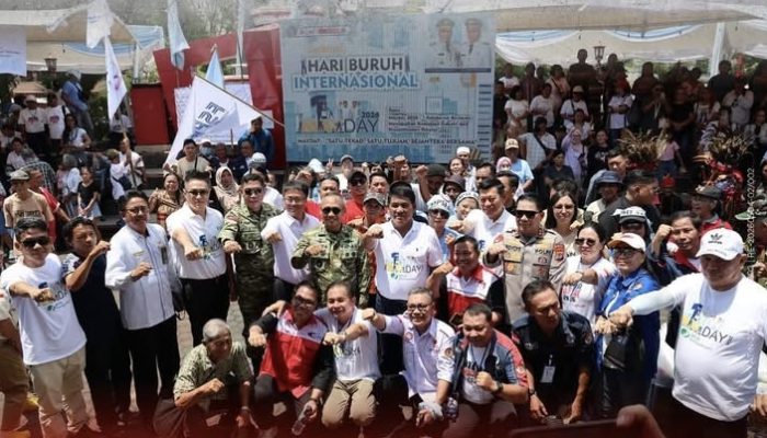 Andrei Angouw Hadir di Peringatan Hari Buruh Sedunia ‘May Day’ di Taman Kesatuan Bangsa