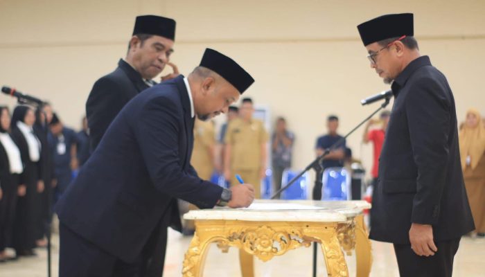 Main Baru, Sirajudin Kocok 21 Jabatan Tinggi Pratama di Lingkungan Pemkab Bolmut