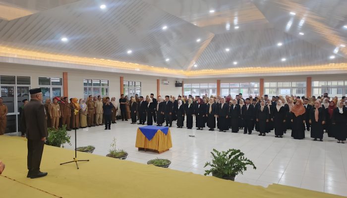 69 Kepsek di Kabupaten Gorontalo Resmi Dikukuhkan Bupati Sofyan Puhi