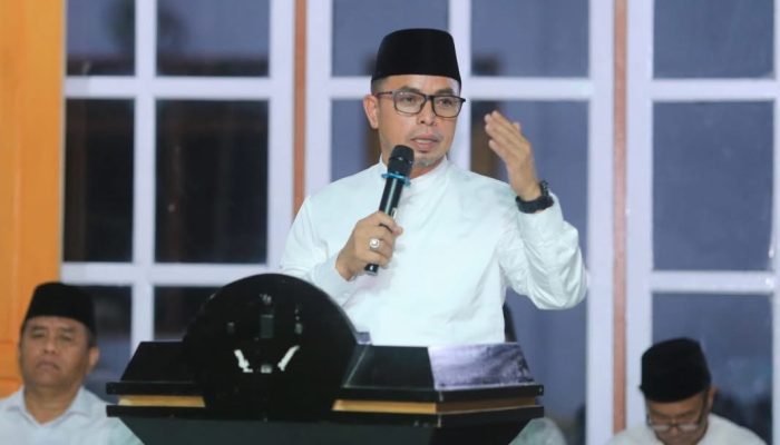 Peringati 1 Muharram 1448 H, Bupati Boltara Serahkan Bantuan Pendidikan dan Profesi Senilai Ratusan Juta Rupiah