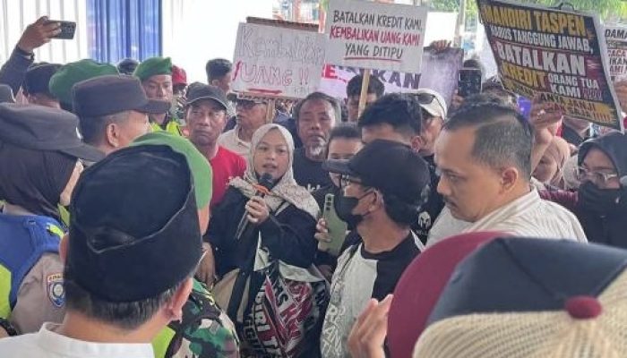 127 Pensiunan Datangi Mandiri Taspen Purwokerto, Tuntut Kredit Rp27 Miliar Dibatalkan