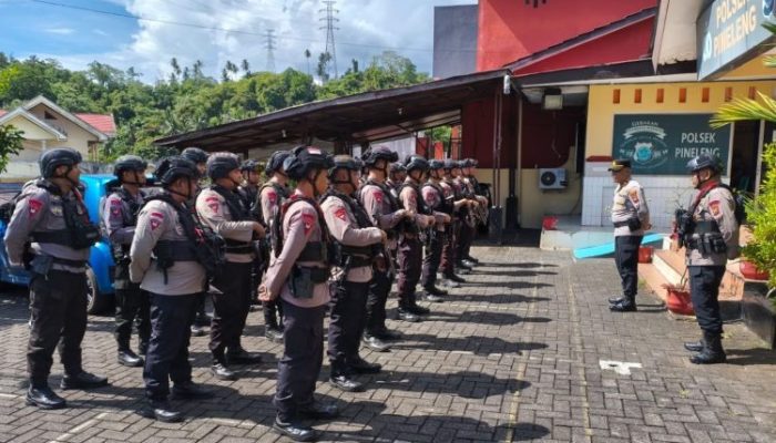 Kapolsek Pineleng Pimpin Apel Jelang Pemilihan Hukum Tua Serentak, Tekankan Netralitas Polri