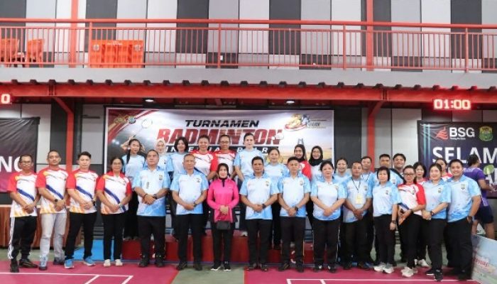 Turnamen Badminton Internal Kapolda Cup Hari Bhayangkara ke-80 Resmi Ditutup, Polresta Manado Rain Juara