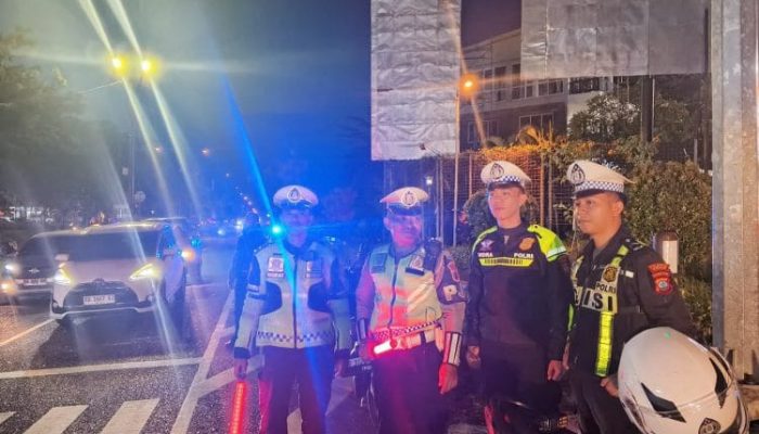 Berikan Rasa Aman Satlantas Polresta Manado, Gelar Patroli Sore dan Pengaturan Arus Lalu Lintas, Kemacetan Berhasil Diurai