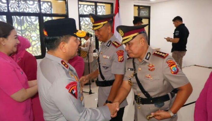 Sertijab PJU dan Kapolres Jajaran Polda Sulut, Kapolda Roycke Harry Langie Tekankan Profesionalisme dan Soliditas Personel