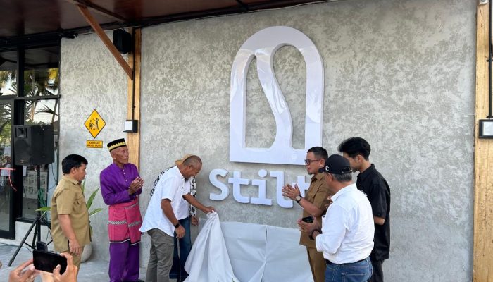 Bupati Sirajudin Lasena Resmikan Stilts Cafe & Resto di Pantai Batu Pinagut, Perkuat Wisata dan Ekonomi Boltara