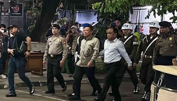 Jaksa Yadyn Antar Eks Jampidsus ke Sel KPK, Rekam Jejak Sang Pemburu Koruptor Kembali Disorot