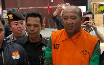 KPK Temukan 55 Kg Platinum Diduga Bernilai Rp40 Miliar di Mobil Bupati Langkat, Syah Afandin Jadi Tersangka OTT