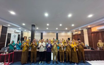 Bupati Sirajudin Lasena Buka Bimtek Tim Pembina Posyandu Bolmut, Tingkatkan Kualitas Pelayanan Kesehatan