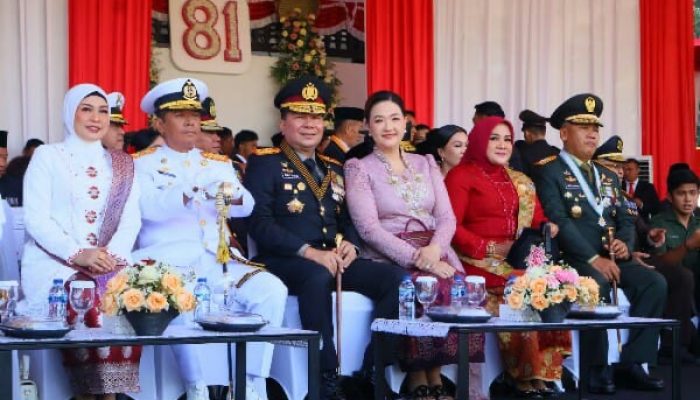 Kapolda Bersama PJU dan Bhayangkari Hadiri Peringatan Detik-Detik Proklamasi Tahun 2026 di Kantor Gubernur Sulut