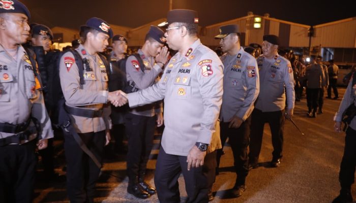 Polri Kerahkan 260 Personel Perkuat Penanganan Gempa M7,7 di Flores NTT