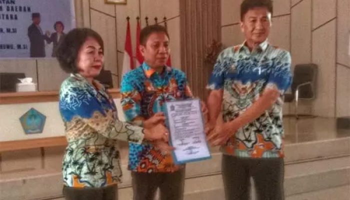 Kadis Dikda Sulut Jahja Rondonuwu Minta Kepala Sekolah Terbuka kepada Media: Jangan Alergi Saat Dikonfirmasi Wartawan