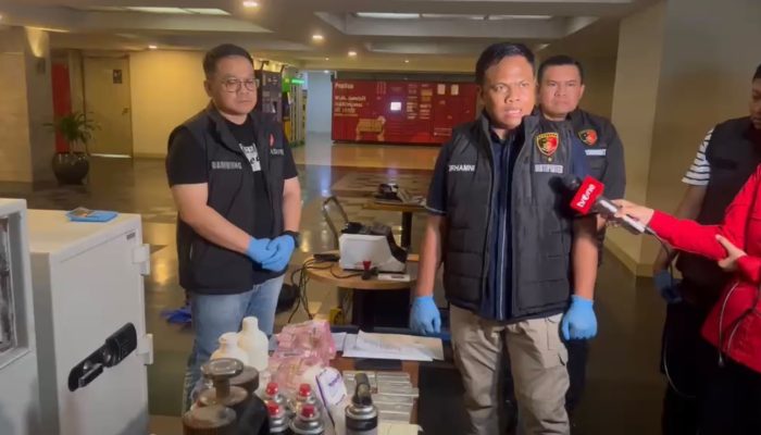 Bongkar Dugaan Jaringan Penyelundupan Emas Tambang Ilegal ke Dubai, 2 WNA India Diamankan