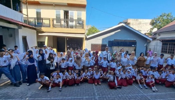 Police Go to School, Polresta Manado Pimpin Upacara di SD, SMP dan SMAS PIM Samrat Manado