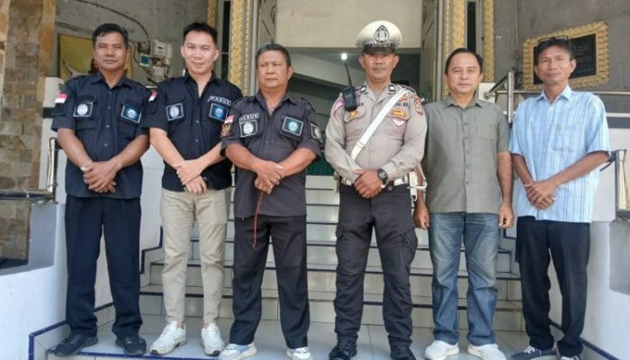 Minggu Kasih Polsek Malalayang, Polisi Ajak Jemaat Bersama Jaga Kamtibmas
