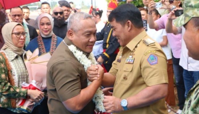 Kapolda Baru Sulut Yudo Hermanto Tiba di Manado, Disambut Gubernur dan Forkopimda