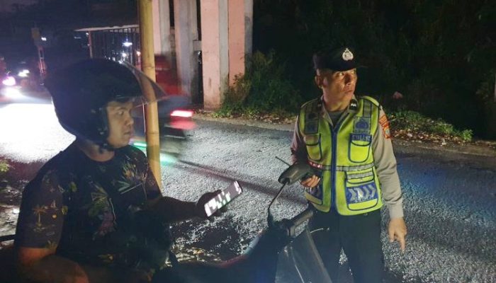KRYD Polsek Pineleng Sasar Sejumlah Titik, Antisipasi Gangguan Kamtibmas Malam Hari